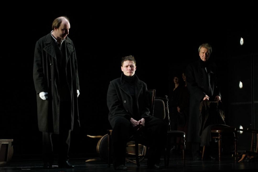 Город карамазовы. Город карамазовы. Смердяков братья карамазовы. Ракитин братья карамазовы. Город карамазовы.