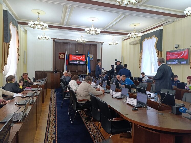 В Улан-Удэ прошел круглый стол по защите Байкала