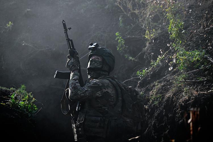 Российские части зашли и в Димитров с востока и юго-востока, смогли закрепиться в восточных кварталах и ведут бои в районе шахты 5/6 и на подступах к микрорайону Западный