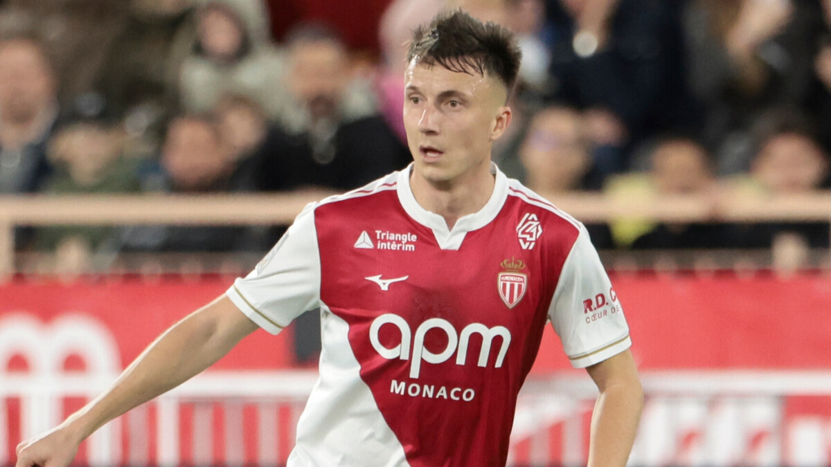 «Монако» в большинстве проиграл «Бресту» в матче чемпионата Франции