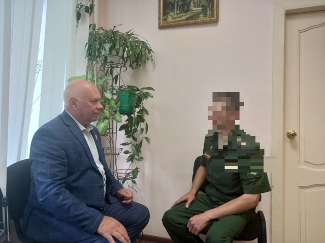 Служба по контракту