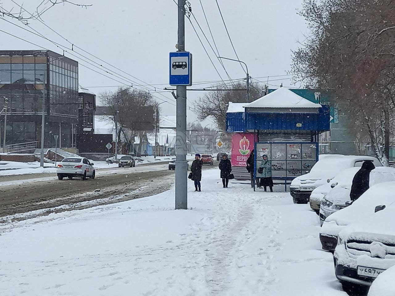 Какая обстановка в городе оренбург. Снежный Оренбург. Оренбург снег. Оренбург сейчас. Снегопад фото.