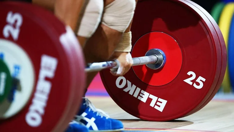 Определились первые чемпионы России по тяжёлой атлетике