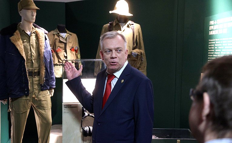 Николай Журавлёв принял участие в церемонии открытия выставки «Группа «Альфа». Первые полвека» в Музее современной истории России