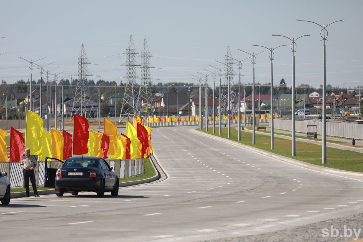 Военно – грузинская дорога закрыта для большегрузов. Грузинские фуры. Дорога очередь. Дорога очередь. Дорога очередь.
