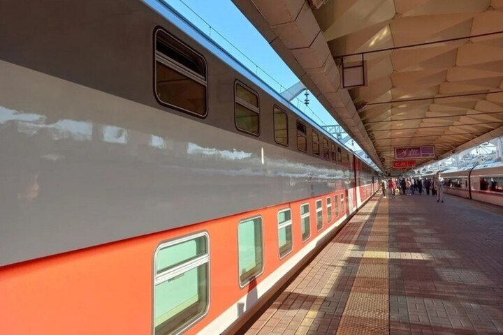 Из Саратова всё же запустят новые двухэтажные поезда: названы новые сроки и два маршрута