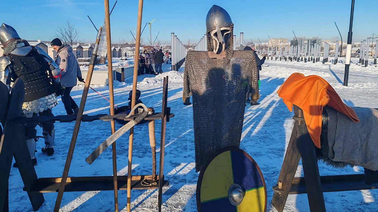 На фестивале уличных театров в Магнитогорске воссоздали атмосферу Средневековья