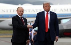 Путин и Трамп договорились скоро встретиться в Будапеште