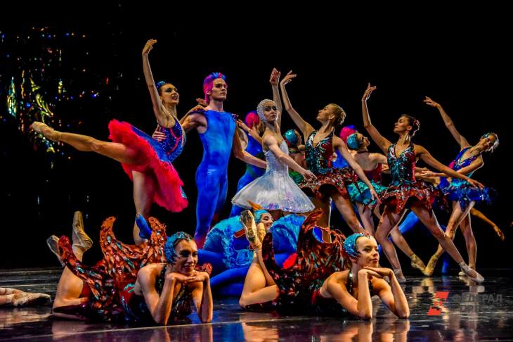 «Урал Опера» перевез в Узбекистан тонны декораций