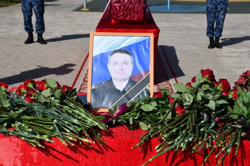 «Невосполнимая потеря»: в Башкирии простились с погибшим в СВО Альфредом Мингазовым