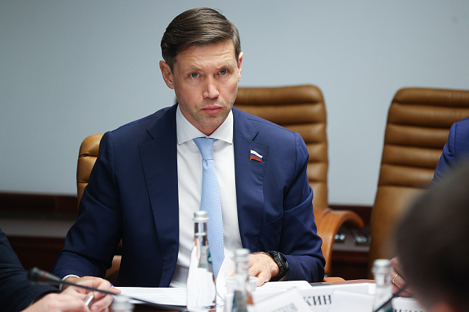 сенатор артём шейкин