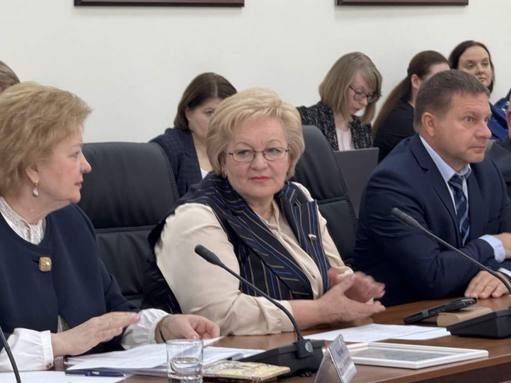 Курское горсобрание возглавила Надежда Пономарева