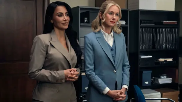 Кадр из сериала «Все честно» 