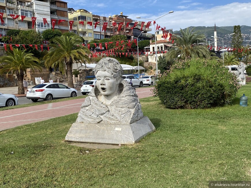 Аланья в ноябре. Пещера Дамлаташ. Красная башня. Судоверфь Терсане.