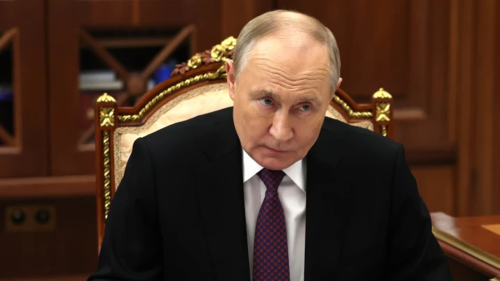 Путин поставил Хинштейну удовлетворительно за первые месяцы работы в Курской области