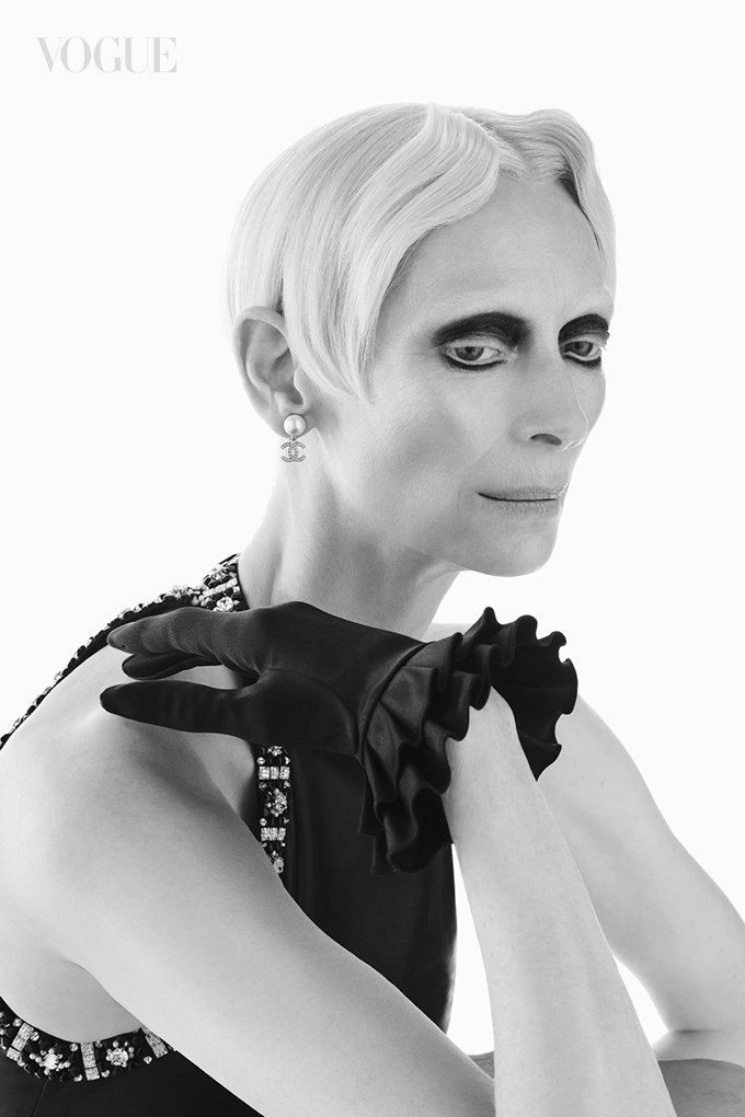 Отдел кадров: Джейкоб Элорди, Эль Фаннинг и Дженнифер Лоуренс