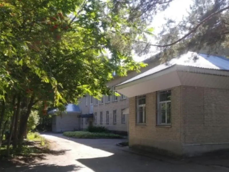 Победное знамя подожгли в православной гимназии в Академгородке