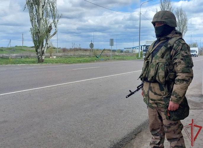 В ДНР военнослужащие Росгвардии приняли участие в акции «Георгиевская ленточка» (видео)