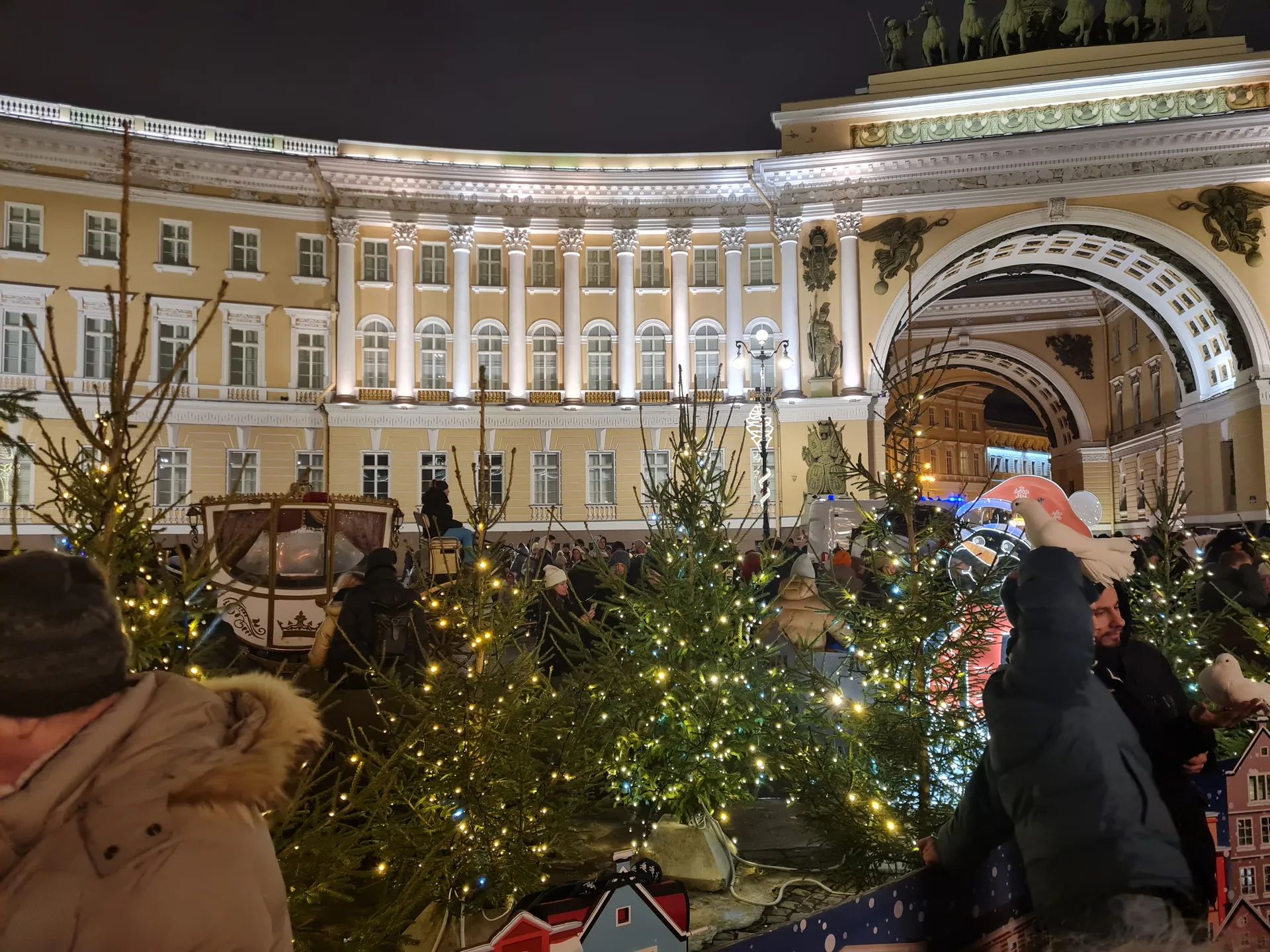 дворцовая площадь сейчас