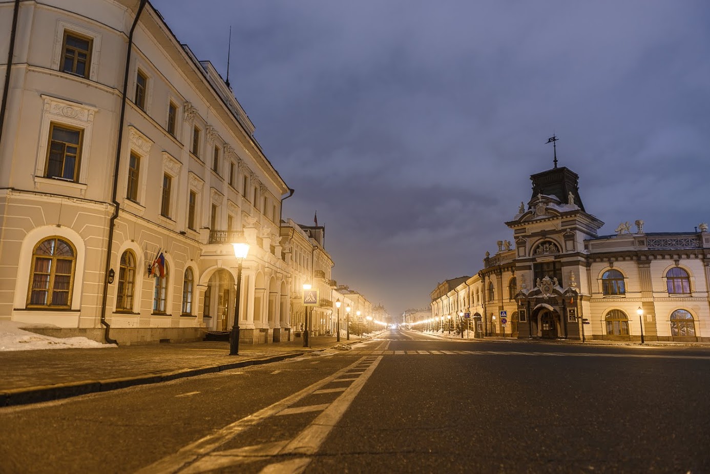 Казань линия. Владимир улица Кремлевская. Кремлевская улица в СПБ. Кремлевская ул 10 Владимир.