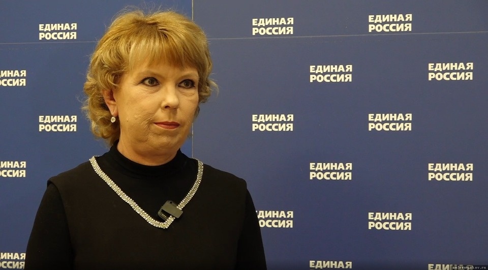 Заявления в сторонники ЕР подали соотечественники из Псковской области 