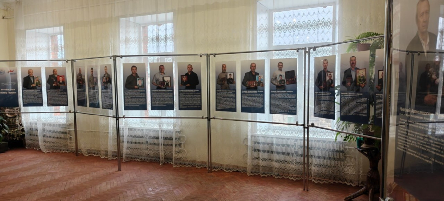 Отцам героев посвящается