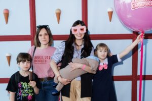 Премьера «Детектива Сосочкина»: розовый дресс-код, мороженое и немного споров