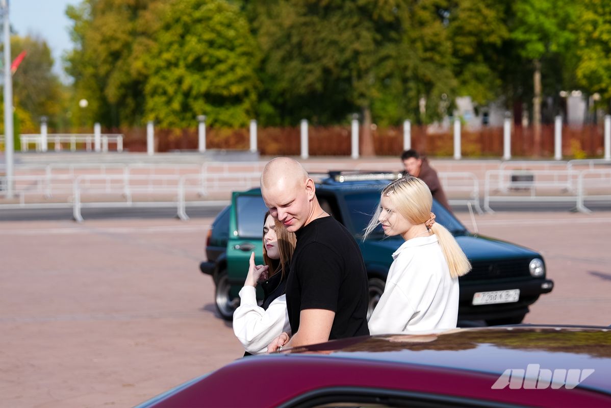 Монстр-трак Audi 100, Mosvagen и «Волга»-кабриолет: чем запомнился «Авто Тюнинг Батл» в Новополоцке