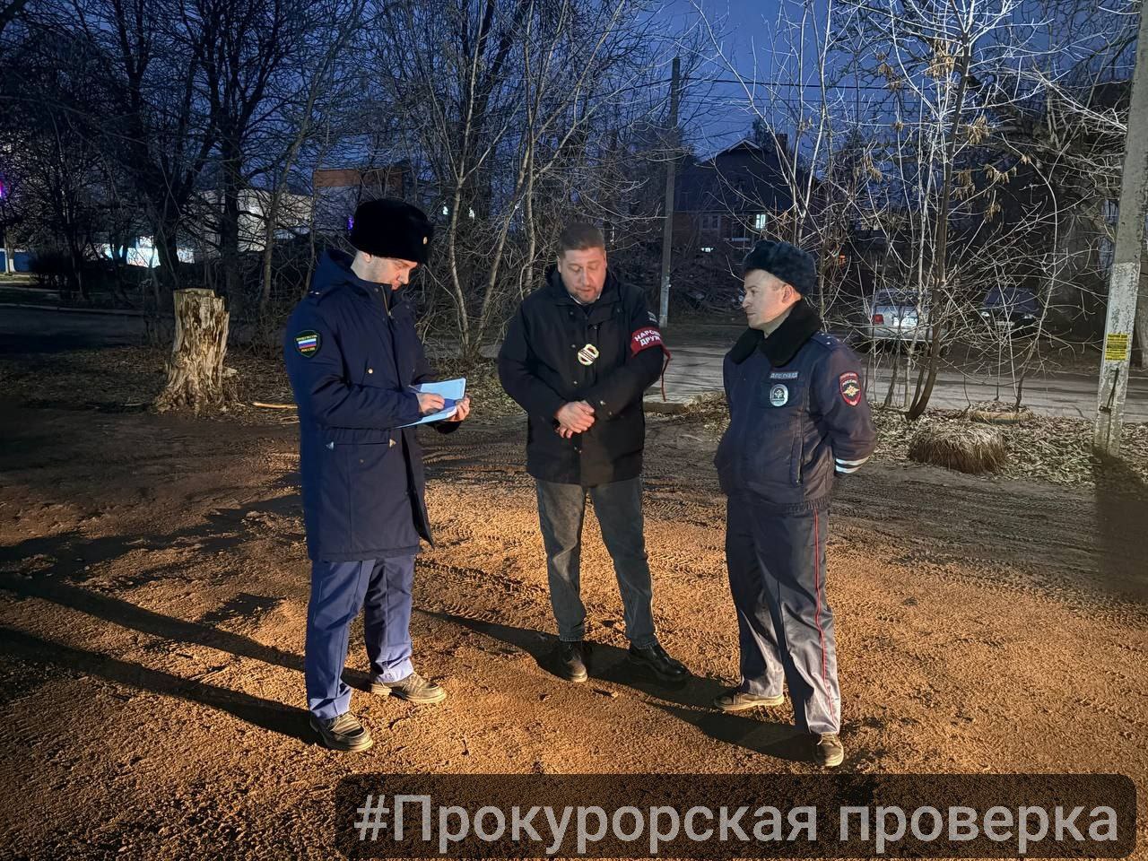 Прокуратура инициировала проверку тротуара в Тульской области