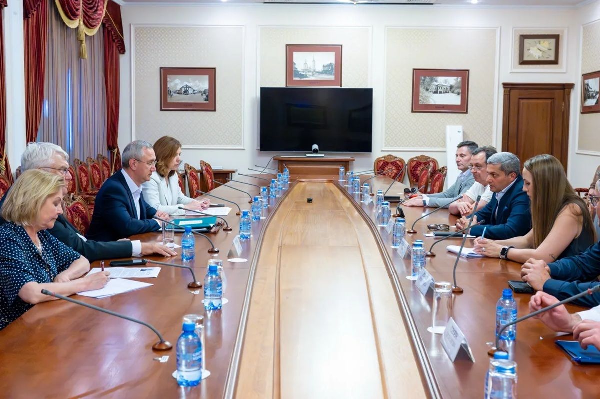 Владислав Шапша в МАХ