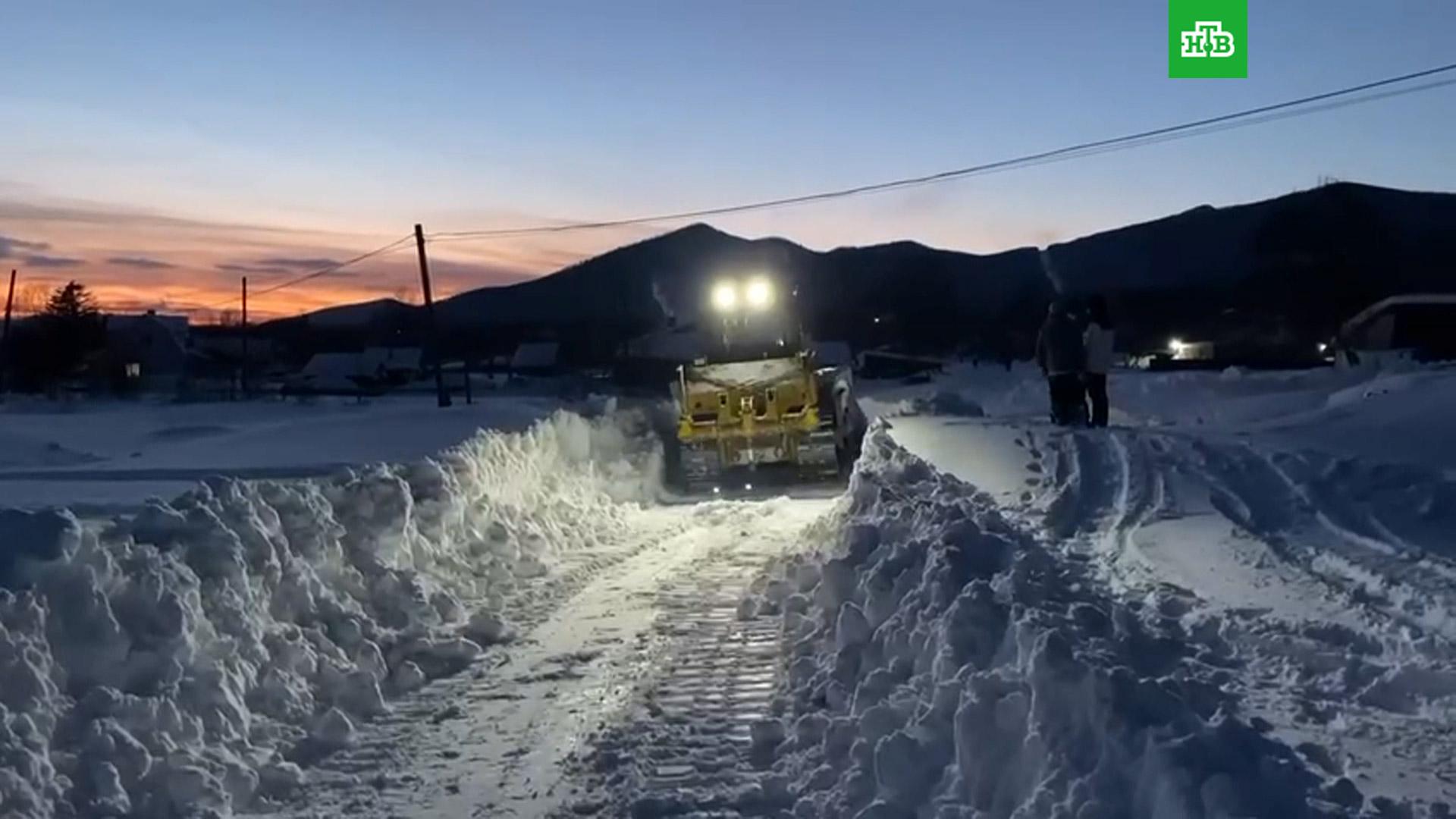 снег во владивостоке. приморье после снегопада. снег во владивостоке. приморье снегопад. снегопад в приморье.