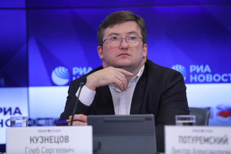 Глеб Кузнецов: «Нью-Йорк — город левый, как и большинство больших мегаполисов Запада, где бо́льшая часть обеспеченного населения живет в пригородах, а центр остается за относительно небогатыми и туристами»