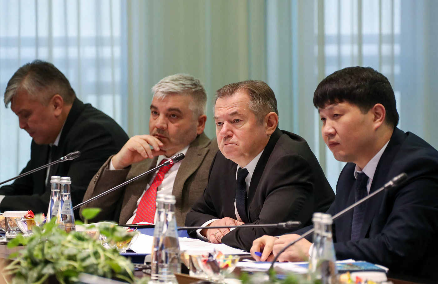 Заседание правительства. Совещание президента. Гармонизация еаэс. Решение совета еэк 80. Решение совета еэк 80.