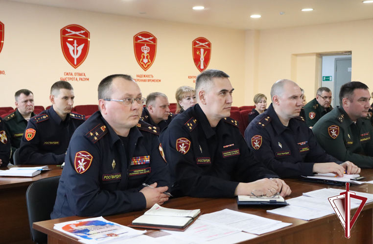 Генерал-лейтенант Виктор Подколзин с рабочим визитом посетил республику Саха (Якутия) 