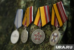 Военнослужащий получил пятую награду