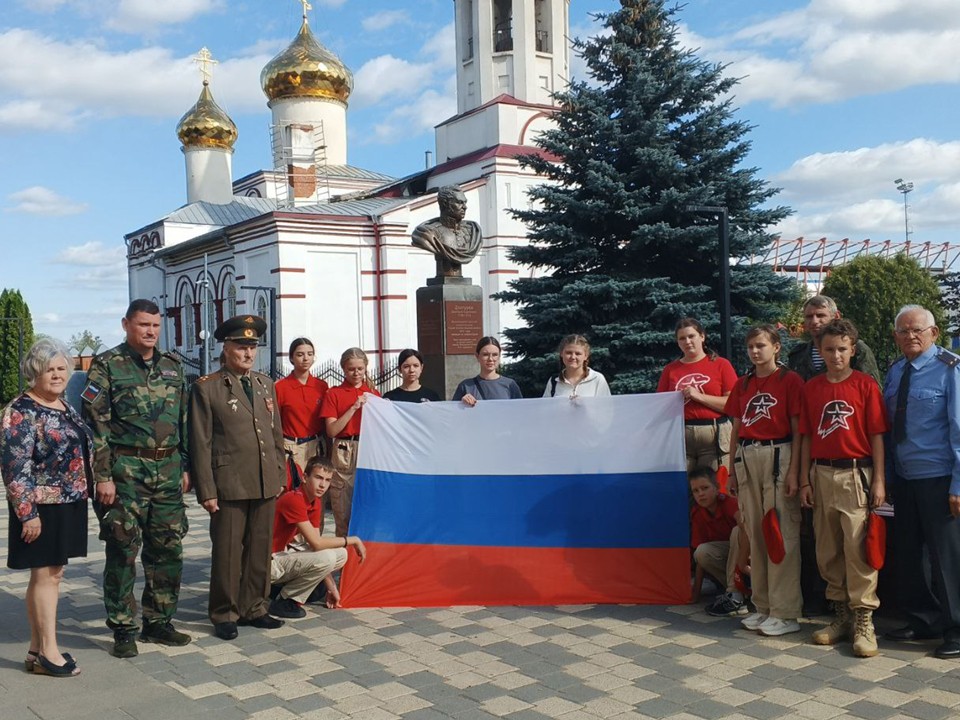 Ветераны СВО рассказали молодежи Серебряных Прудов о службе на фронте