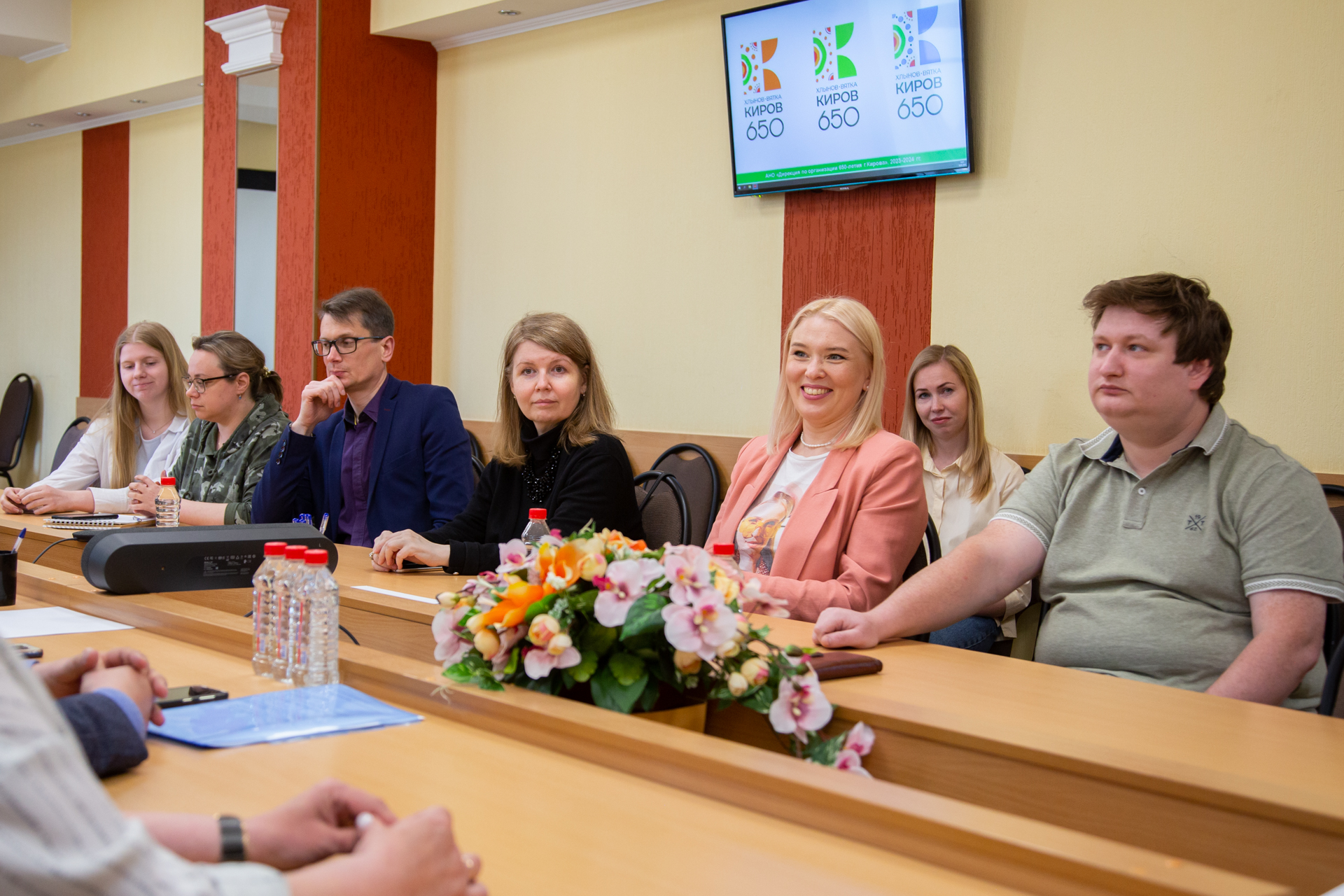 Университет вятгу киров. Вятгу вятский государственный университет. Вятский государственный гуманитарный университет киров. Вятский государственный гуманитарный университет киров. Киров вятгу политех.