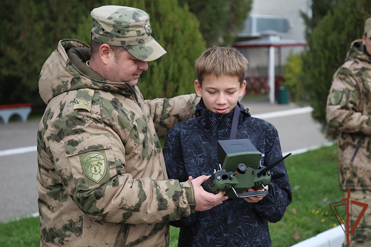 Всероссийская акция «День призывника» прошла в Северо-Кавказском округе Росгвардии