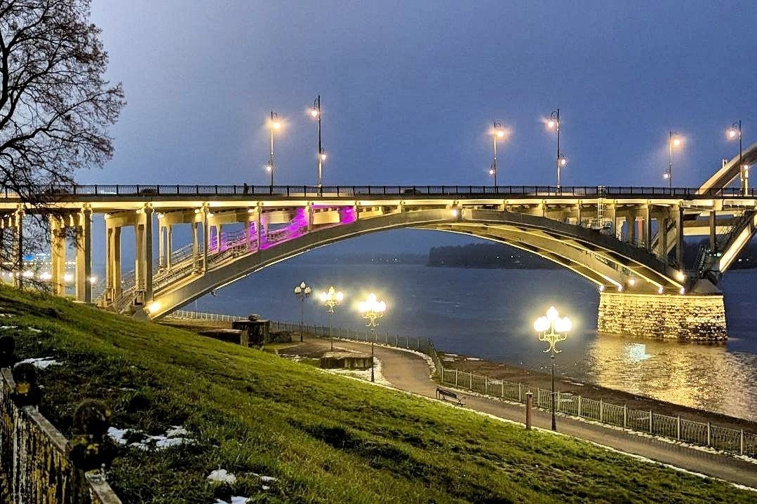 ​Подсветка Даманского моста в Ярославле включена на постоянной основе