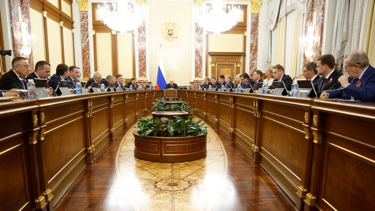 В правительстве РФ на поддержку производства электроники на Дальнем Востоке и в Арктике выделено свыше 180 млрд рублей