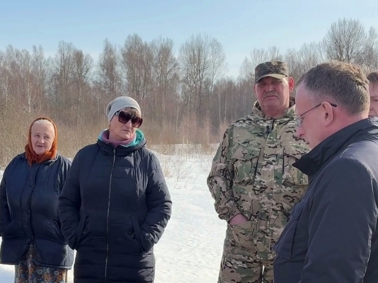 Жители деревни в Барятинском МО озвучили главные проблемы