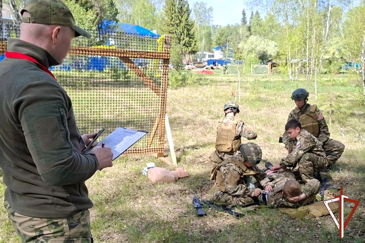 Представители Росгвардии выступили в качестве экспертов на региональном этапе игры «Зарница 2.0» в Зауралье