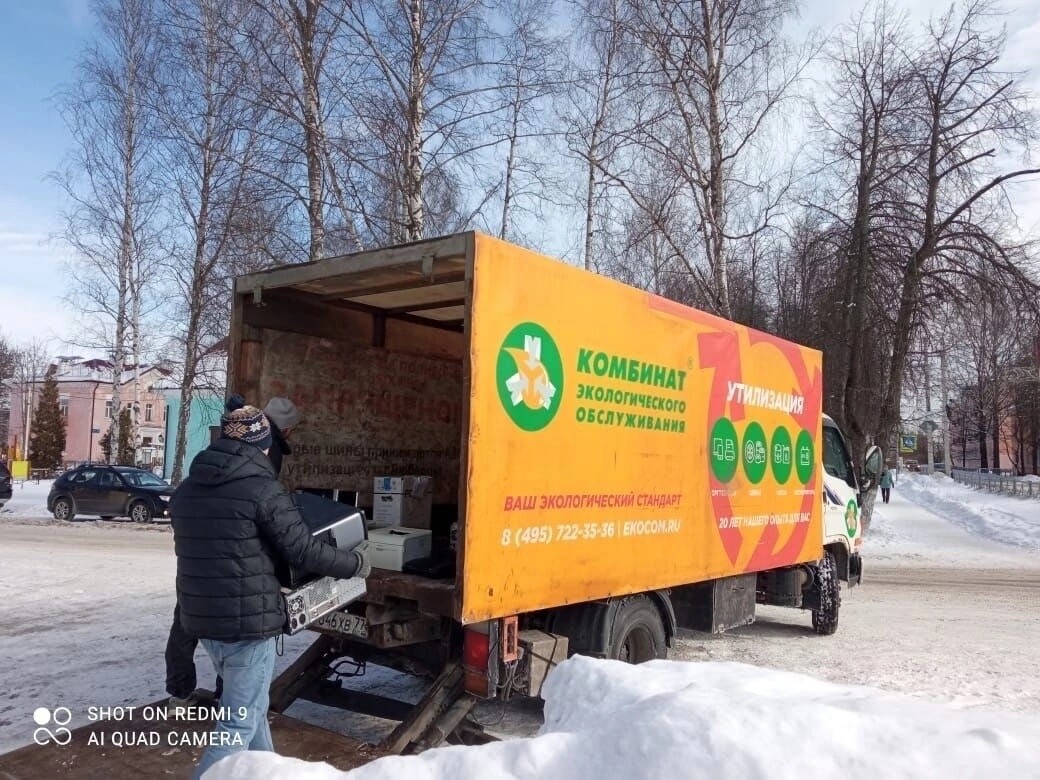 В Кировском районе собрали 150 кг электронных отходов 