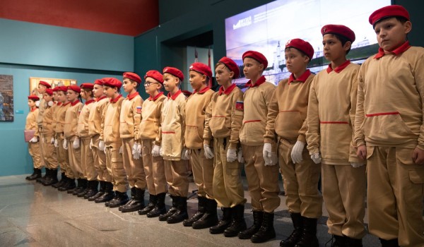 Около 500 школьников вступят в ряды «Юнармии» в Музее Победы