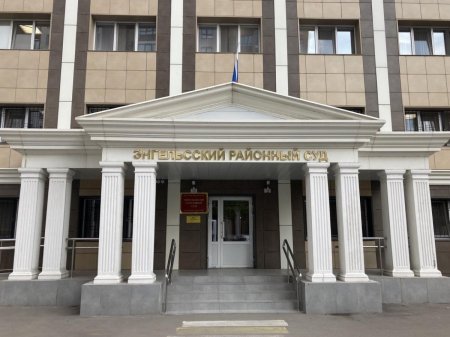 Половина владельцев незаконных построек оформят дома после исков администрации 