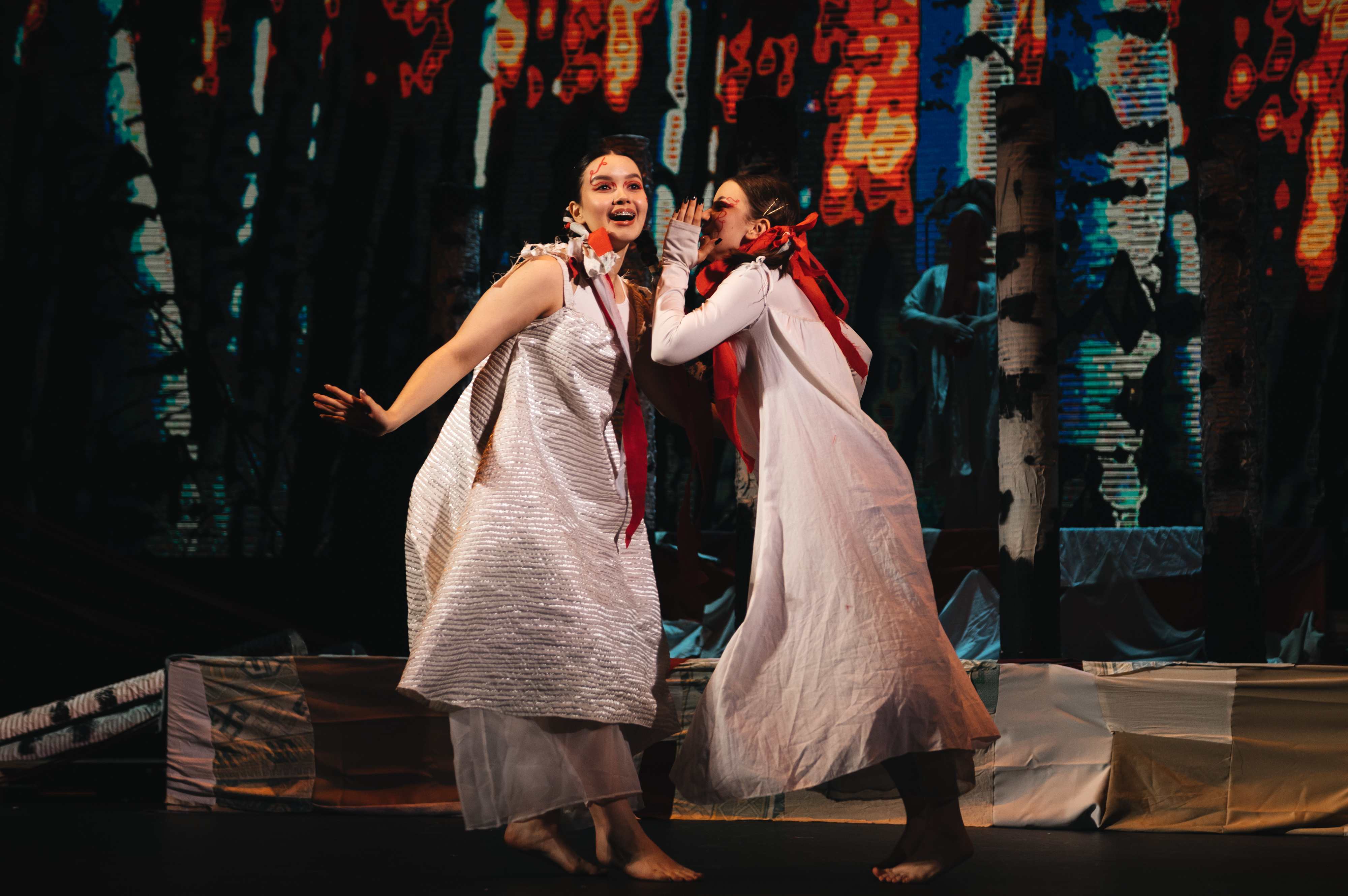 Неофолк и мифы: фэшн-шоу в Москве объединило моду и старославянскую культуру