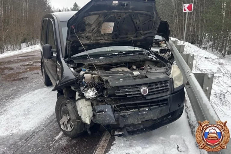 Два человека пострадали при столкновении двух авто в Тверской области