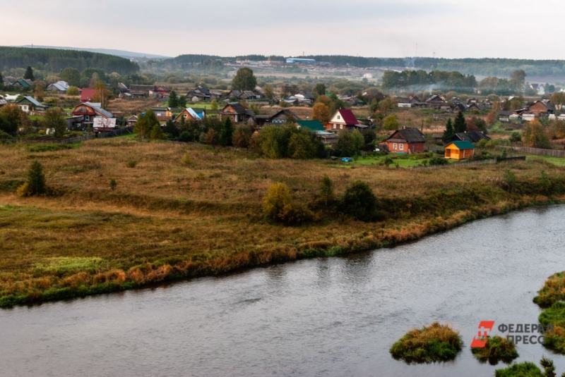 Село представляет собой. Река Уфа за Красноуфимском. Нижнеиргинское.