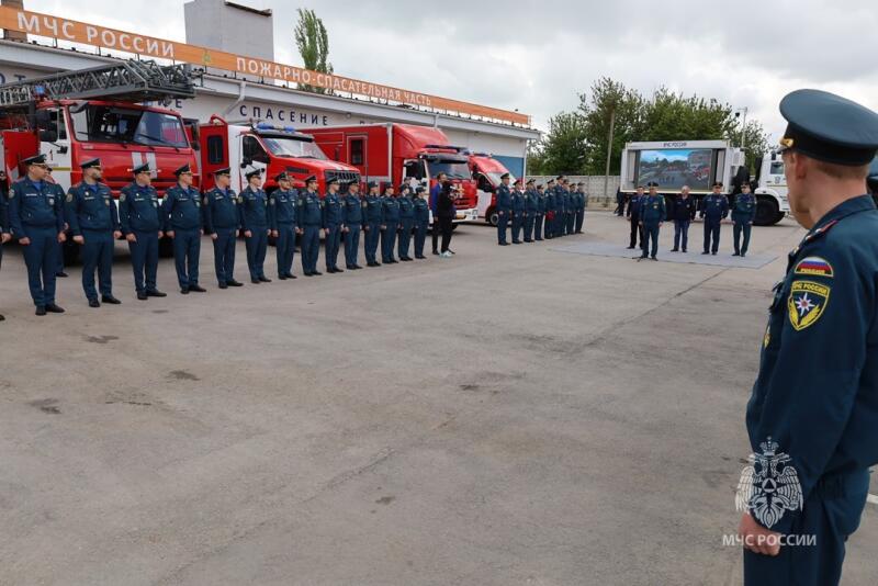 Агитбригада ветеранов МЧС России с концертной программой посетила Херсонскую область