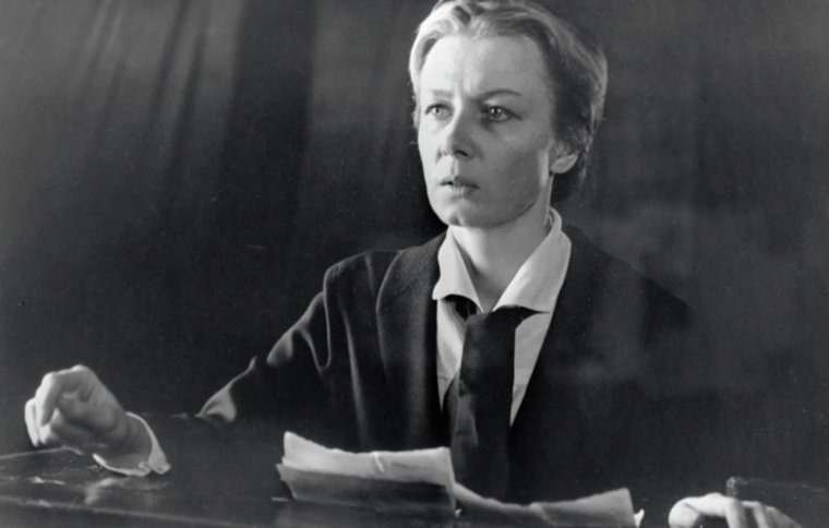 Лишь в студенческие годы актриса смогла понять, что сцена - ее призвание